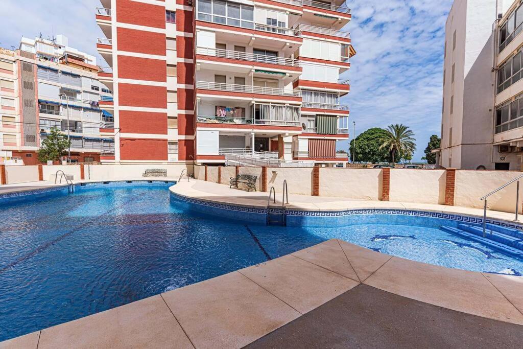 Sea Apartment Торе дел Мар Екстериор снимка