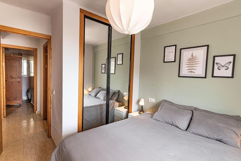 Sea Apartment Торе дел Мар Екстериор снимка