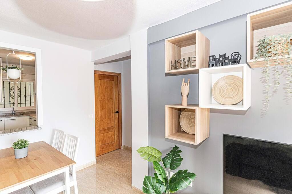 Sea Apartment Торе дел Мар Екстериор снимка